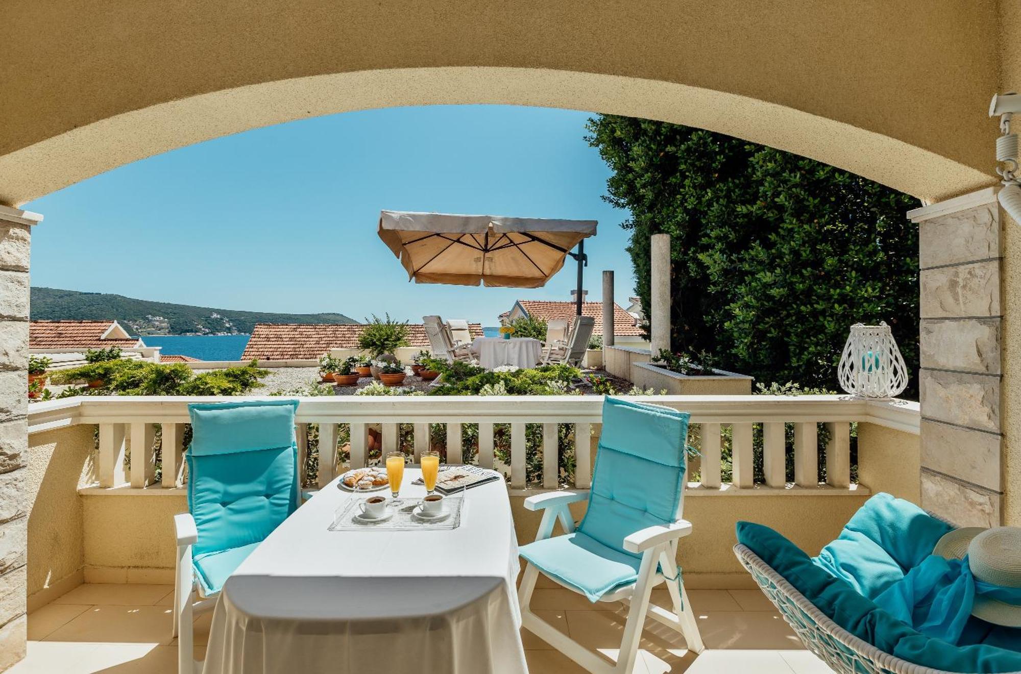 Apartments Porobic Herceg Novi Exterior foto