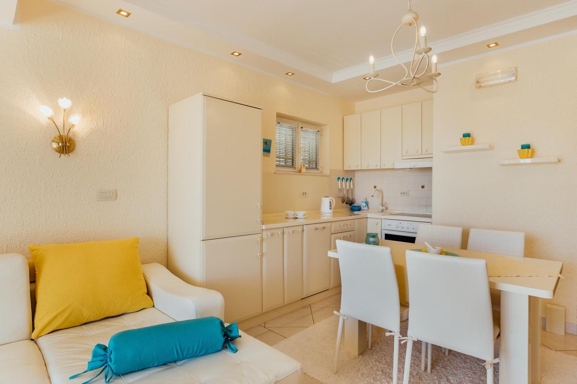 Apartments Porobic Herceg Novi Exterior foto