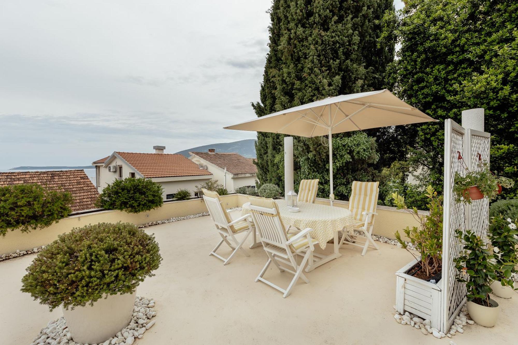 Apartments Porobic Herceg Novi Exterior foto
