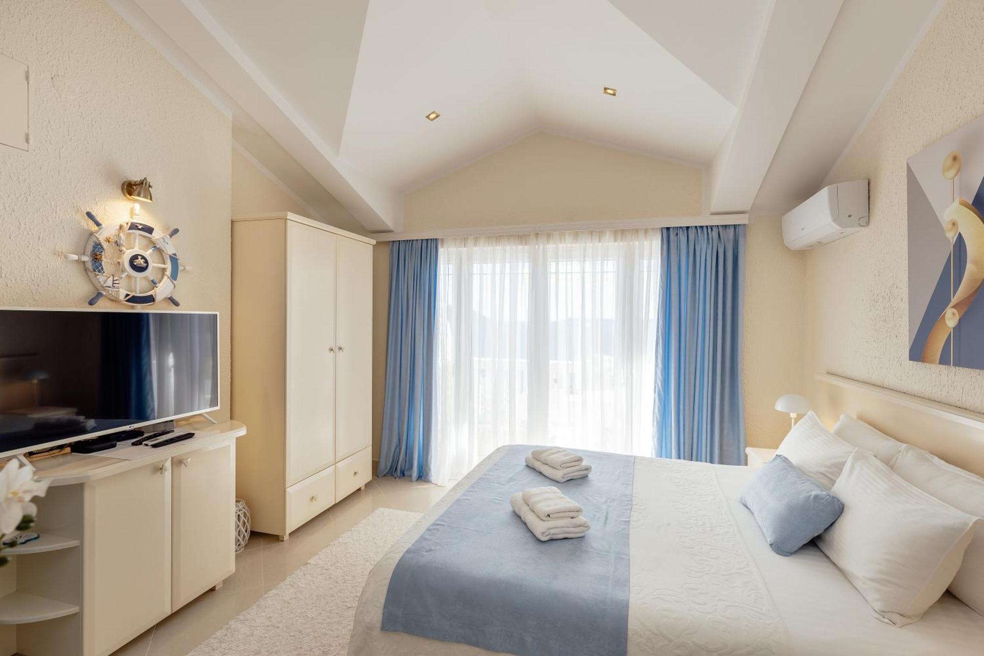 Apartments Porobic Herceg Novi Exterior foto