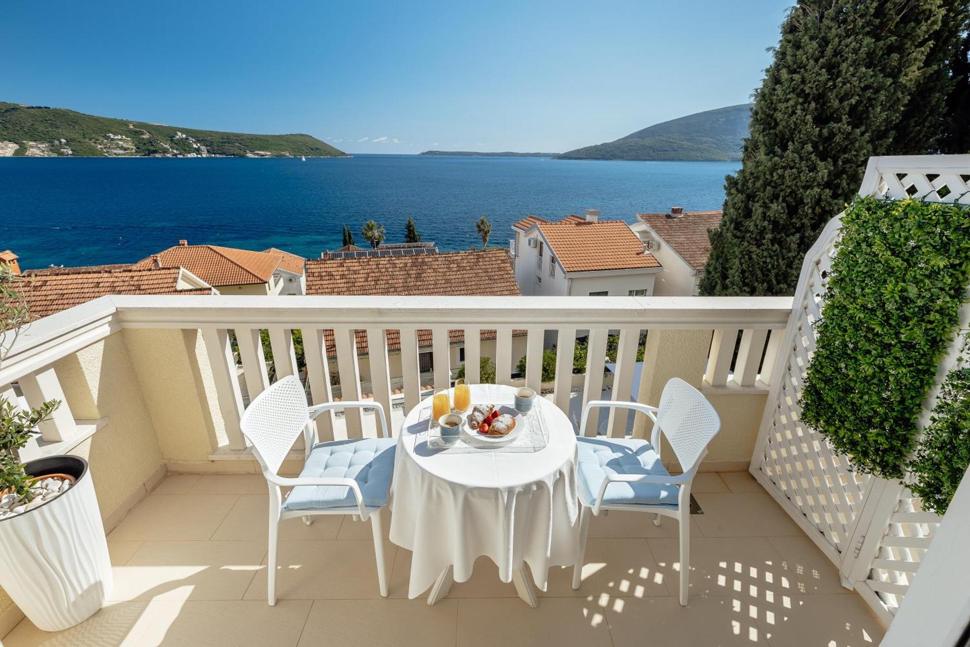 Apartments Porobic Herceg Novi Exterior foto