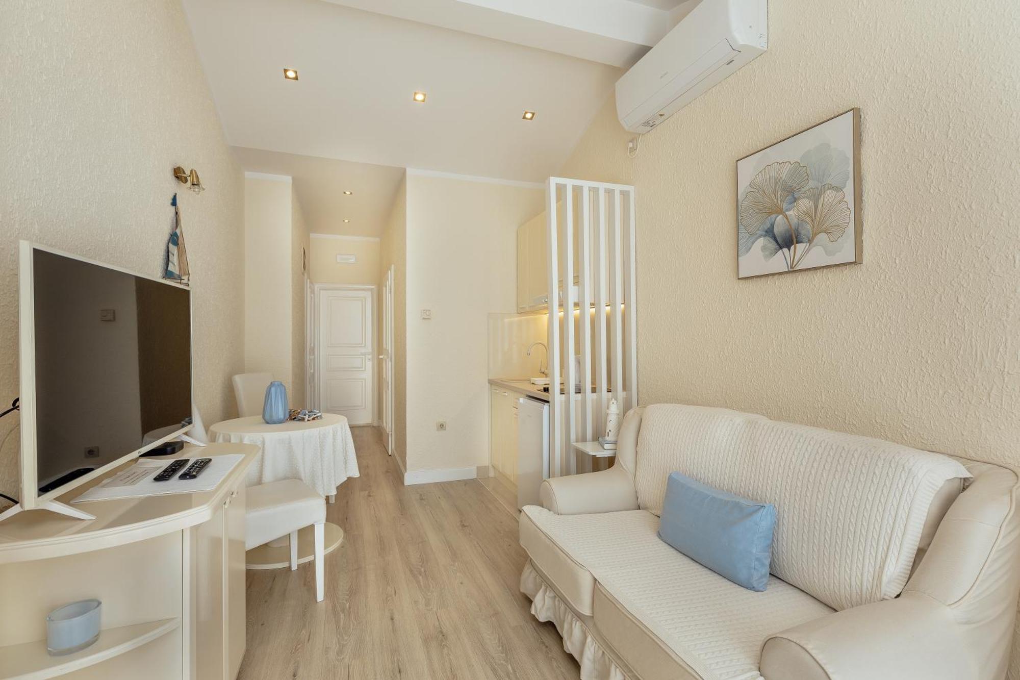 Apartments Porobic Herceg Novi Exterior foto