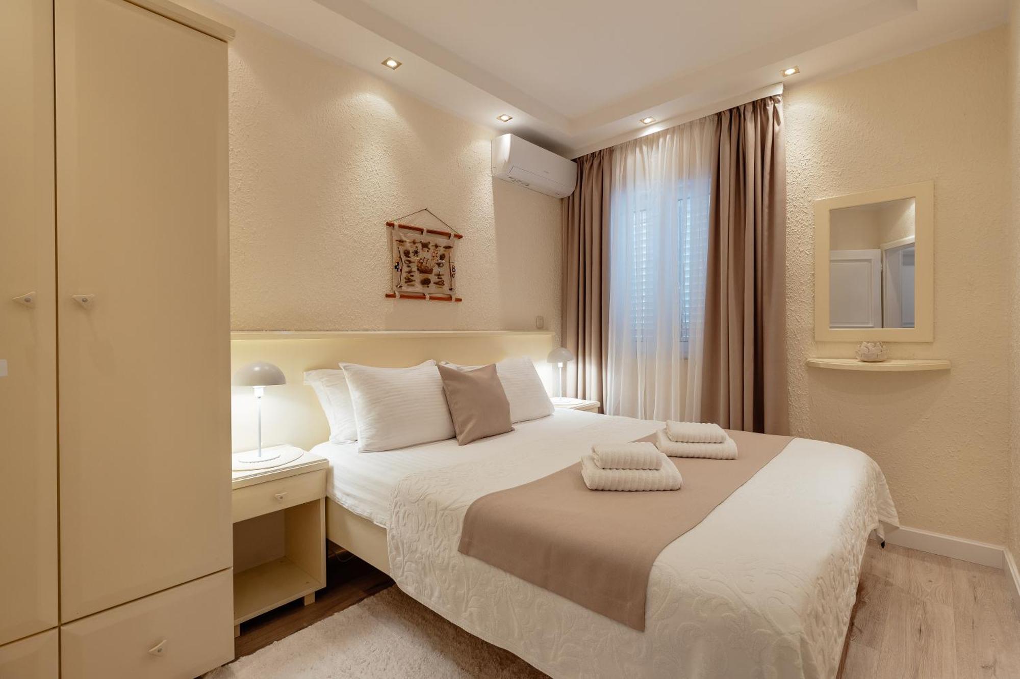 Apartments Porobic Herceg Novi Exterior foto